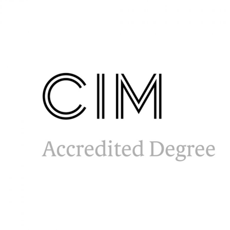 Cim Accredited Degree Logo