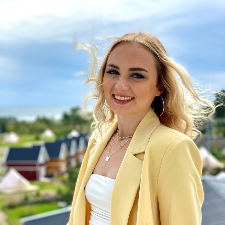 Headshot of Amanda Roed Stave