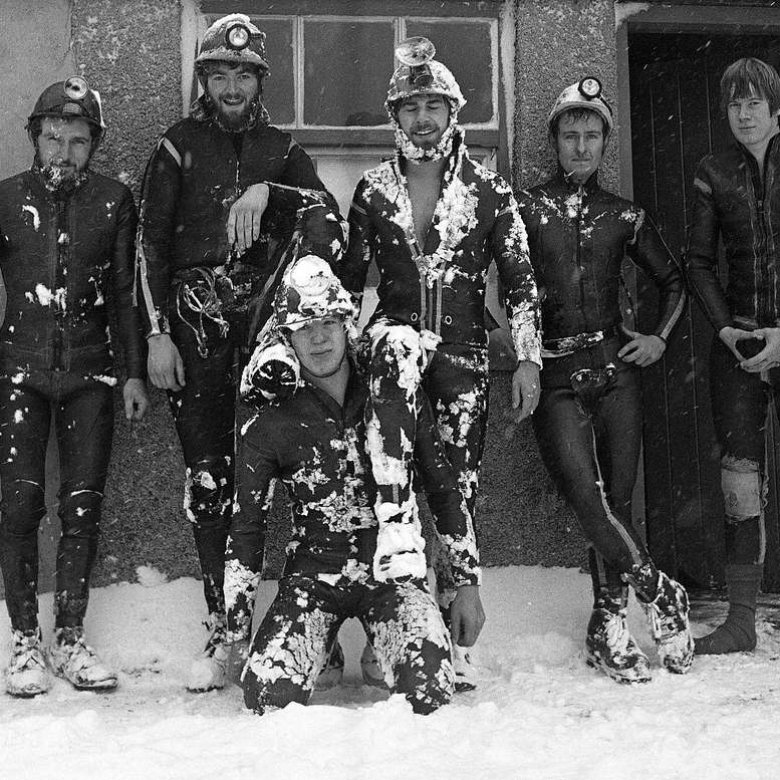 Members of Eldon Pothole Club in the snow