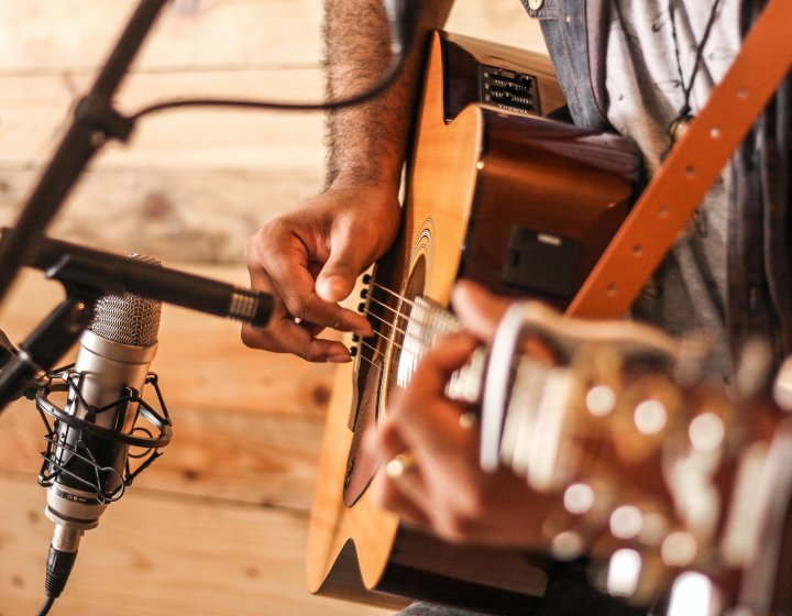Acoustic Guitar