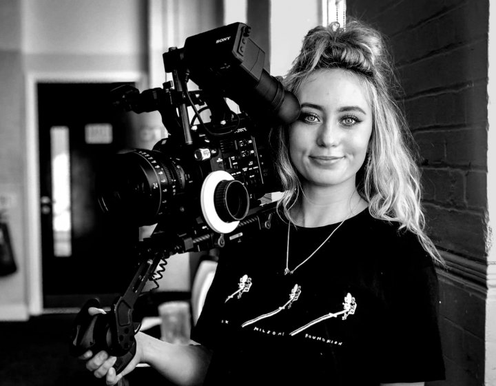 girl with camera