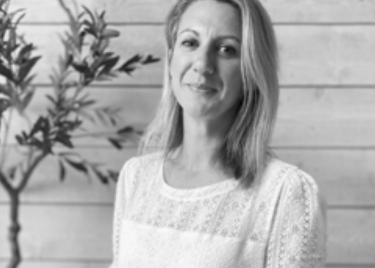 hannah.linford@falmouth.ac.u