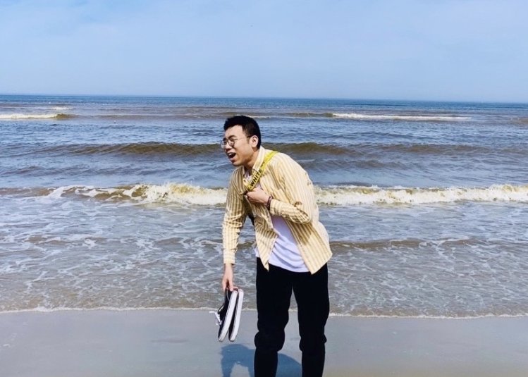 yifanbutsik.feng@falmouth.ac.uk