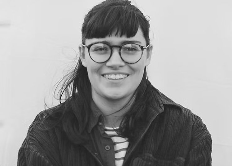 kathryn.sainsburywilkes@falmouth.ac.uk