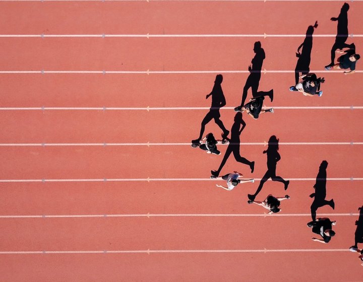 Runners on tack
