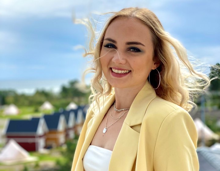 Headshot of Amanda Roed Stave