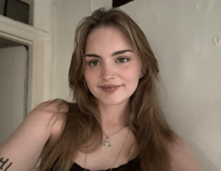 Ava