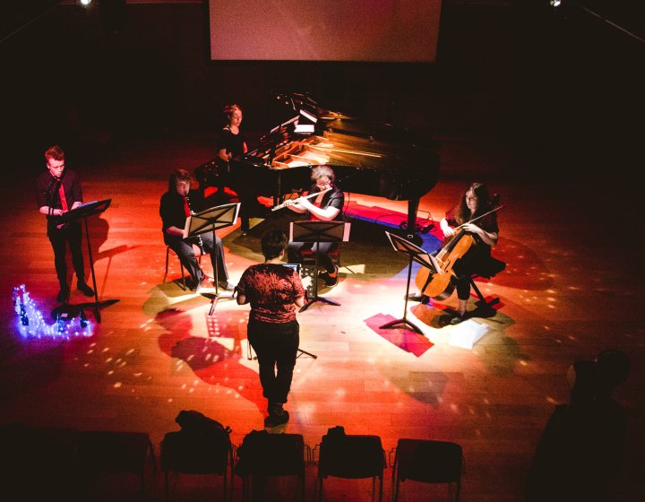 AMATA music performance