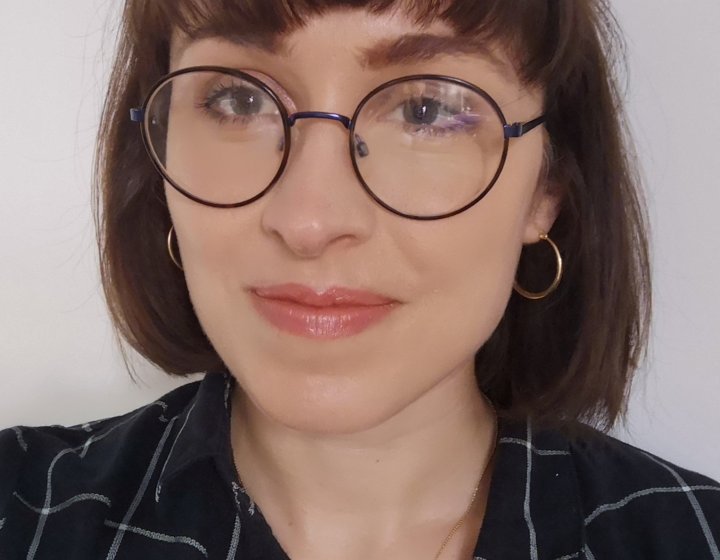 Headshot of Rosie Smith, MA Marketing and Digital Communications (Online) Module Leader