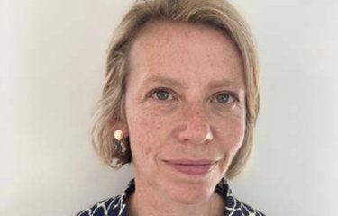 l.battersby@falmouth.ac.uk