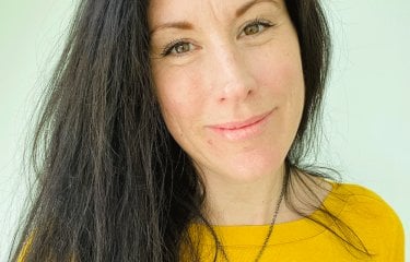 Claire Frances Headshot