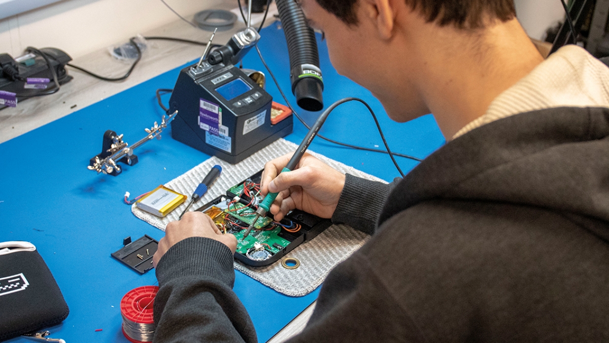 Robotics_2022 Robotics BSc(Hons)