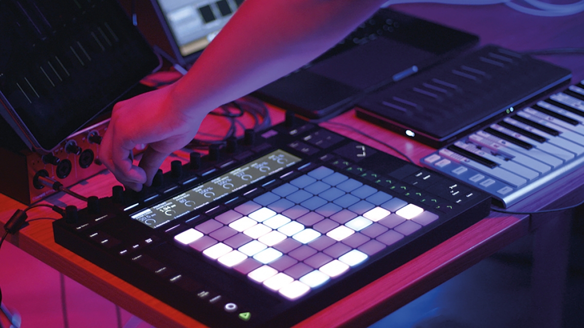 Tec Pmt Apply 1200x628 Copy Cert He PagesCertHE Music Courses Student using technical music equipment