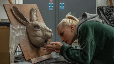 Prosthetic effects sutdent