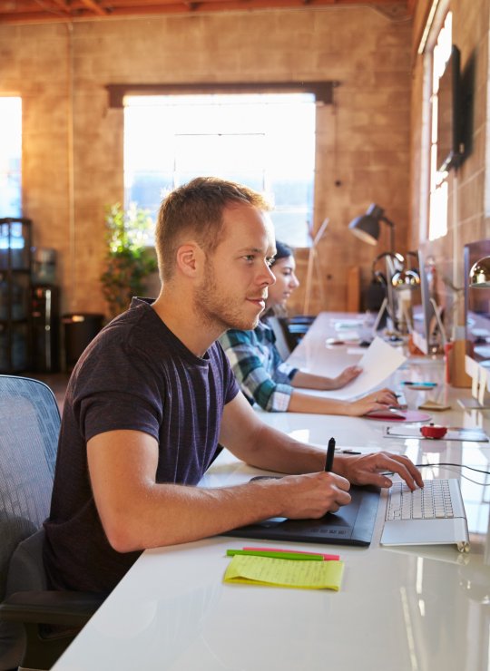 Student studying canva short course