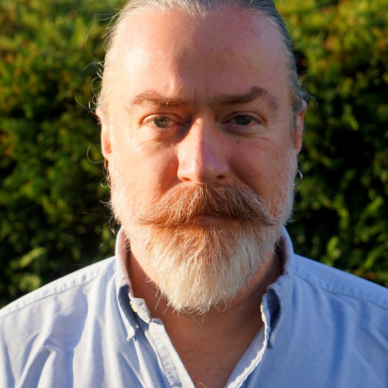 Mark L'Estrange headshot