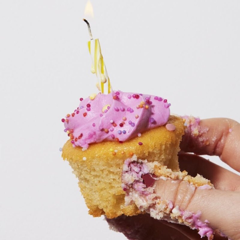 Jenna Hinton graduate work depicting a cupcake