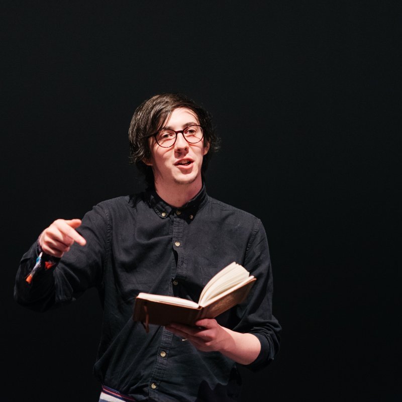 Arabelle Zhuang speaking