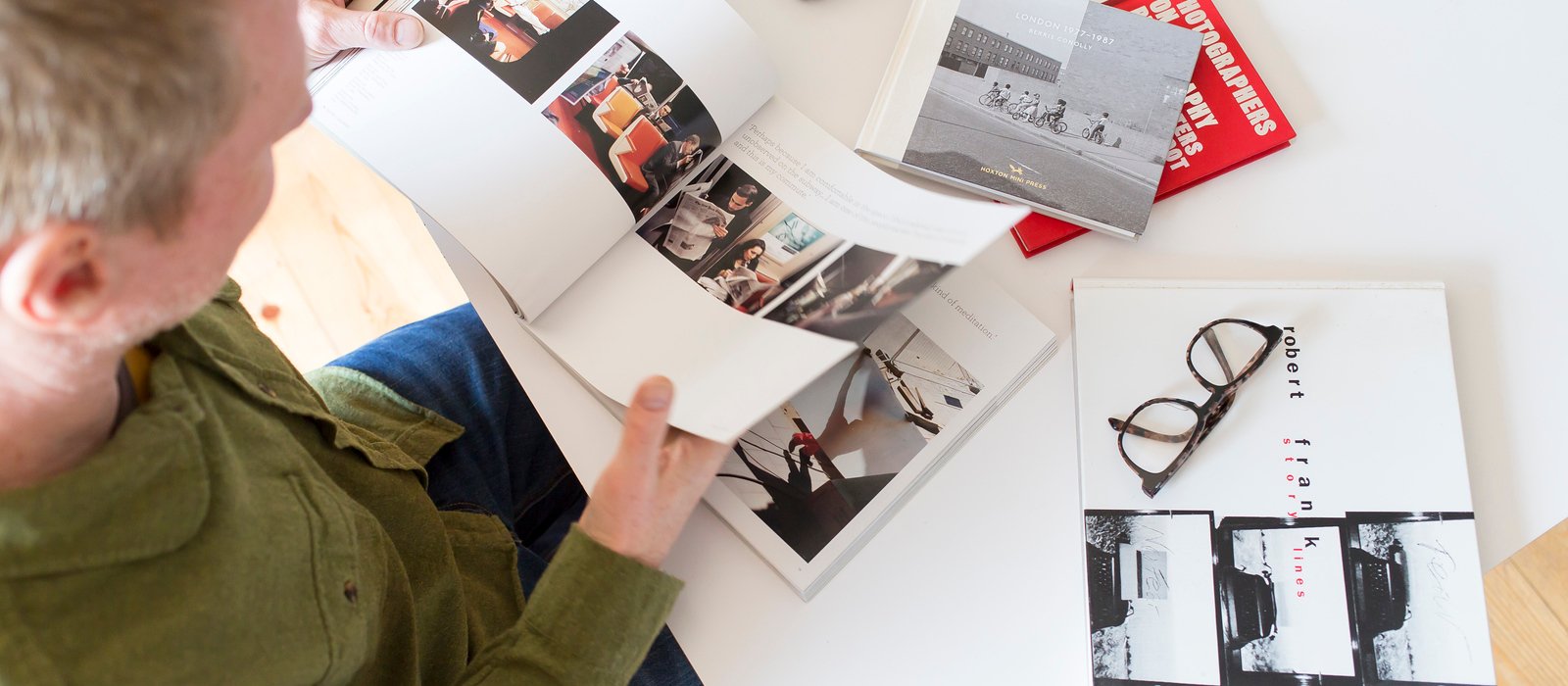 Photography online student looking at various photographs