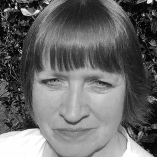 Dr Caroline Pullee staff picture